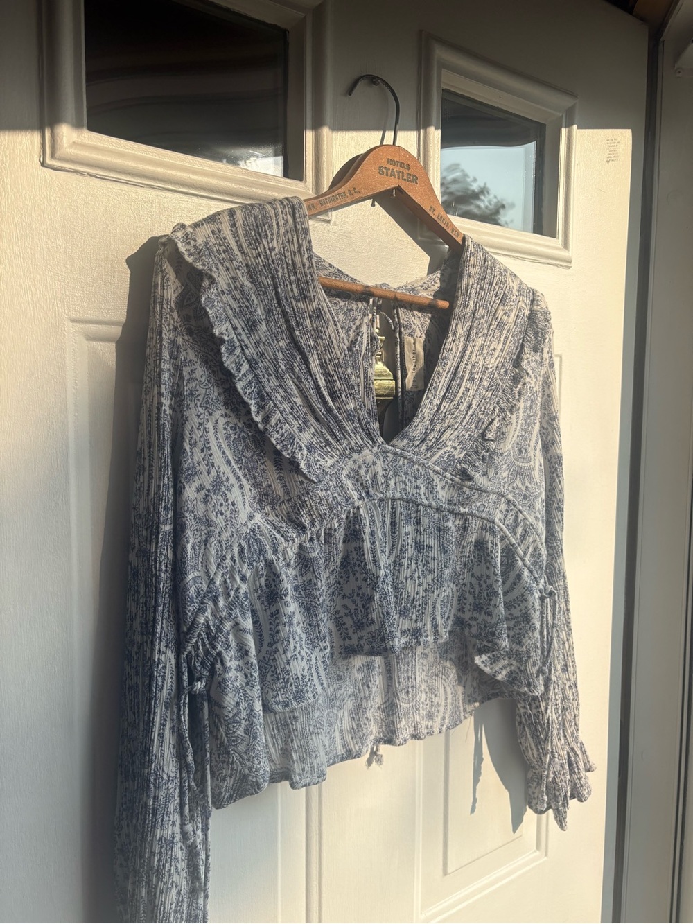 By Together Women’s Blue White Boho Floral Peasant Blouse Ruffle Long Sleeve S